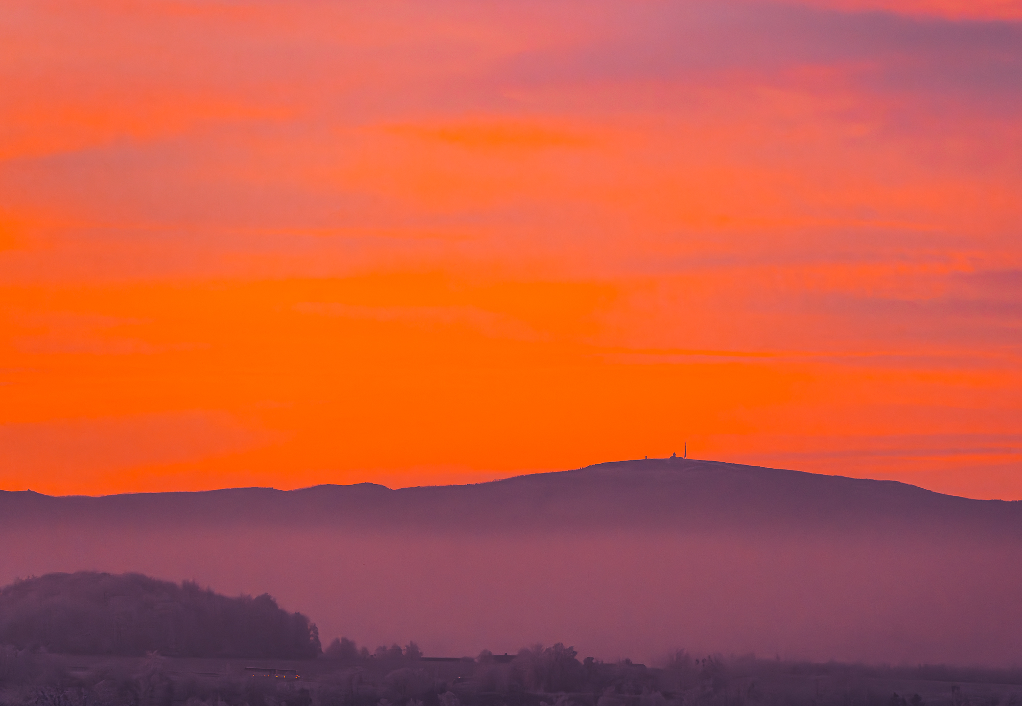 Der Brocken im Morgenrot