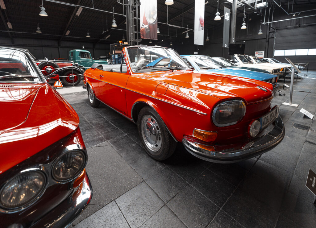 VW 411 Cabriolet